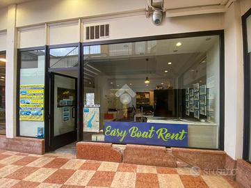 NEGOZIO A DESENZANO DEL GARDA