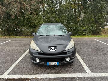 Peugeot 207 - 2009
