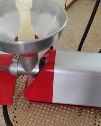 macchinetta per salsa