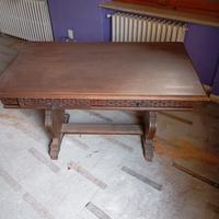 tavolo in noce 