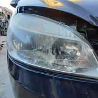 TATA INDIGO STATION WAGON 2009 - FARO ANTERIORE DE