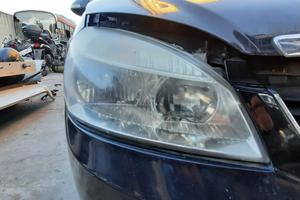 TATA INDIGO STATION WAGON 2009 - FARO ANTERIORE DE