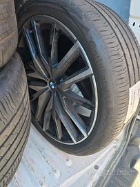Gomme e cerchi BMW X5/X6 da 22'