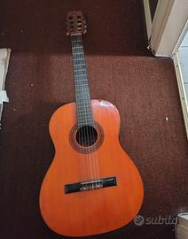 Chitarra classica da studio / battaglia (6 corde)