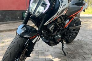 Ktm duke 125