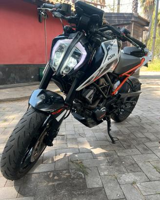 Ktm duke 125