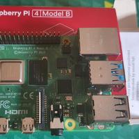 RASPBERRY P4 1 GB NUOVO CON COVER