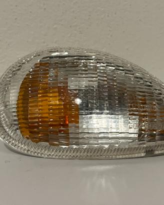 Freccia anteriore destra Piaggio vespa ET4 - 125