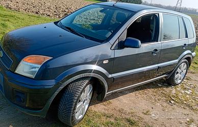Ford Fusion TDCi 1.4 anno 2006 177000km circa 