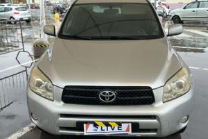 Toyota Rav 4 2.2*4x4- km220.000