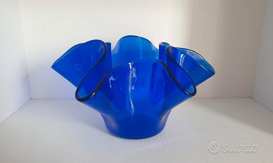 Vaso blu. Fazzoletto di Dogi in vetro di murano
