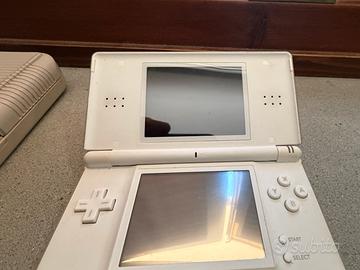 Nintendo DS Lite