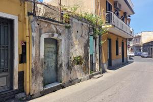 CASA INDIPENDENTE A ACI SANT'ANTONIO