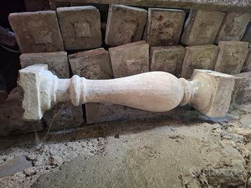 colonnine di cemento 