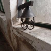 lampada x esterno in ferro battuto a 10 euro manig