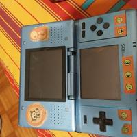 gameboy nintendo DS con Pokemon rosso fuoco 