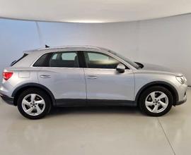 AUDI Q3 35 TDI S tronic Business Advanced