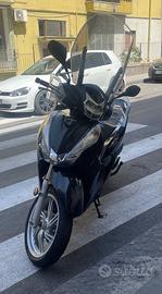 Honda sh 300