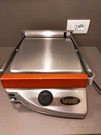 Piastra professionale per panini Unox