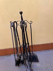 Strumenti per caminetto e. Stufa
