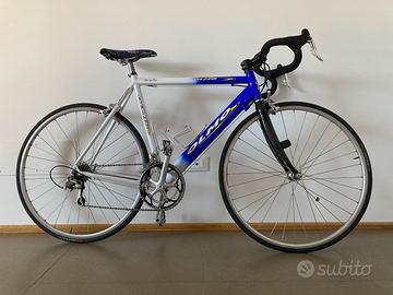 Bici da corsa Olmo Antares