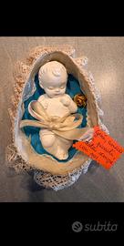 gesu bambino in gesso com pizzo ricamato  vintage