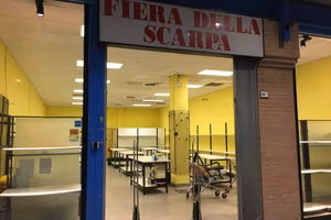 Immobile di 115 m² con 1 locale a Finale Emilia