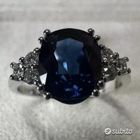 ANELLO ORO 18kt. DIAMANTI E ZAFFIRO BLU NATURALE
