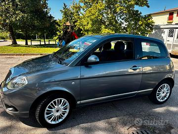Lancia Ypsilon 1.3 Mjt 75cv (2010) 