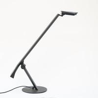 LAMPADA DA TAVOLO OLIVETTI SYNTHESIS RONDINe