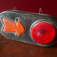 fanale posteriore d'epoca per autocarri