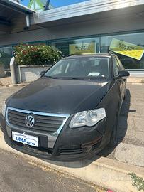 Volkswagen Passat 1.6/102CV Var. Trendline