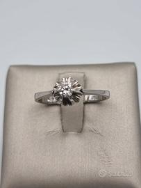 SOLITARIO DIAMANTE 0.20 CT – ORO BIANCO 18KT