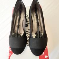 Scarpe scamosciate n. 35 nuove