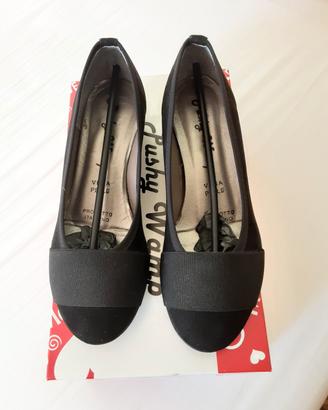 Scarpe scamosciate n. 35 nuove