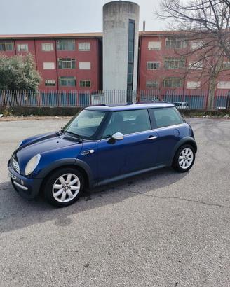mini cooper  diesel anno 2004
