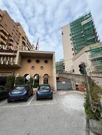 Via Montepellegrino STRUTTURA mq 2.400 con piscina