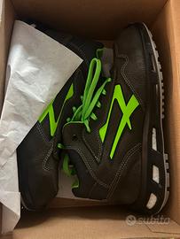 Scarpe antinfortunistiche