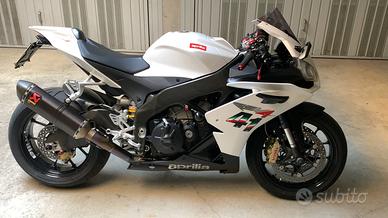 APRILIA RSV4 2010 R