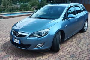 Opel Astra 4’ serie del  2011 sw
