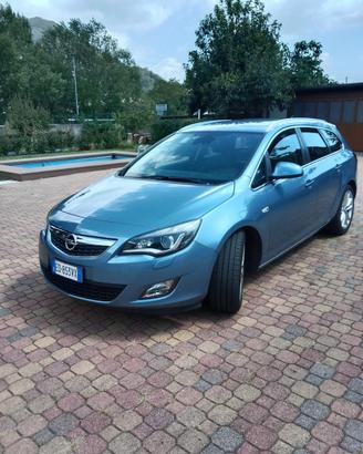 Opel Astra 4’ serie del  2011 sw
