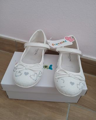 Ballerine bianche nuove n. 30