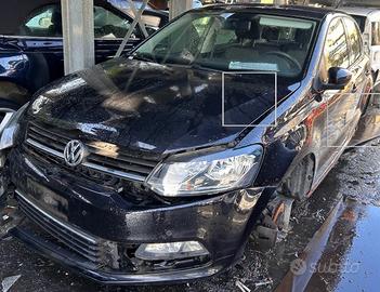 POLO 1.0 TGI 5P HIGHLINE BLUEMOTION TECHNOLOGY (66
