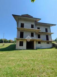 CASA INDIPENDENTE A BORGHI