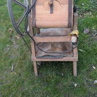 Zangola antica per burro 