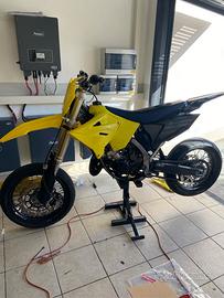 Suzuki rm 125 MOTARD/CROSS motore 12H TRATTABILI