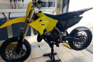 Suzuki rm 125 MOTARD/CROSS motore 12H TRATTABILI