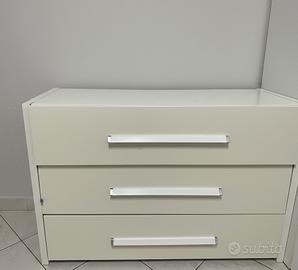 Set Camera da Letto: Cassettiera + 2 Comodini