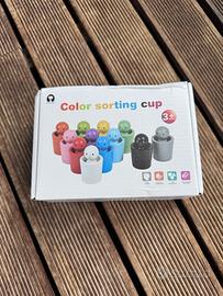 Gioco in legno, color sorting cup montessori