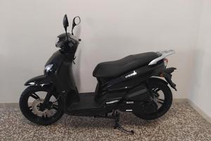 Kisbee M 125 by Peugeot Nero